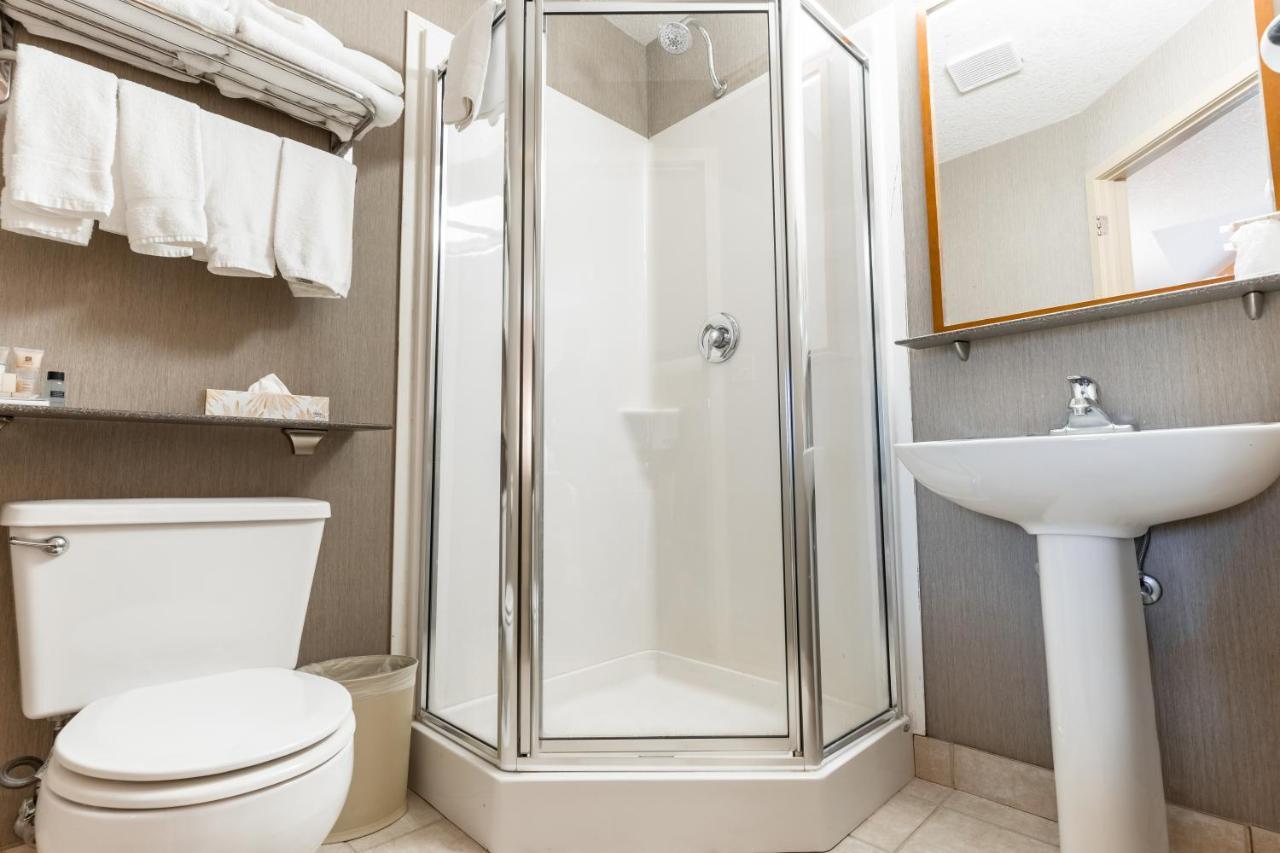 Canmore Inn & Suites Extérieur photo