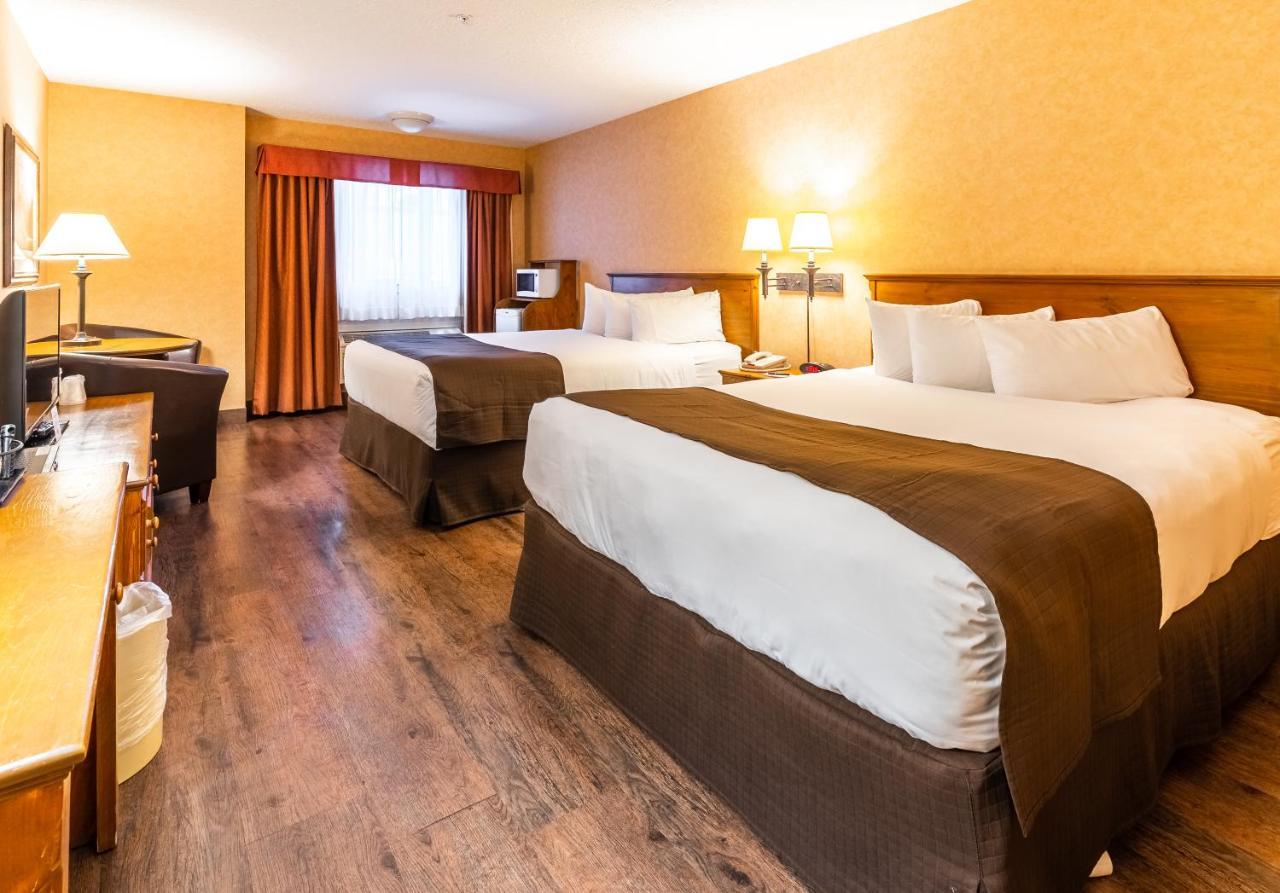 Canmore Inn & Suites Extérieur photo
